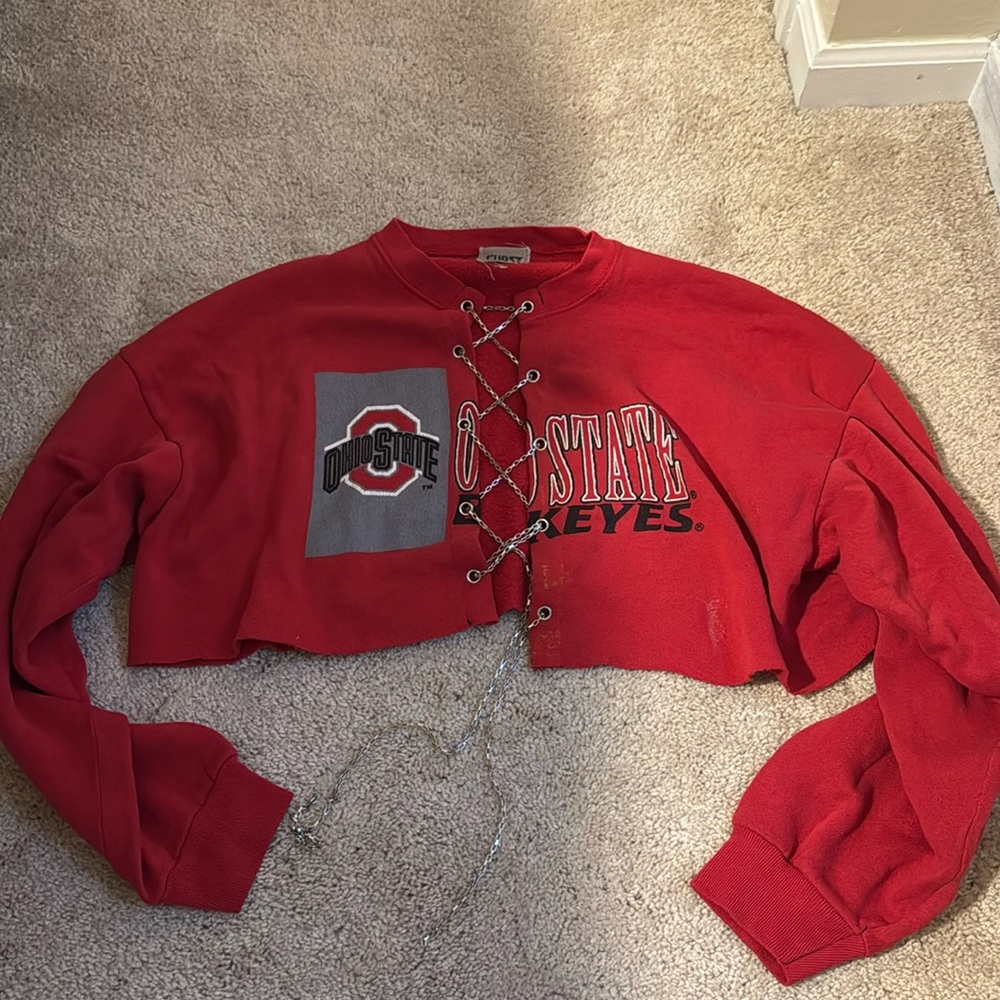 Vintage Chain Lace Up Cropped Ohio State Pullover